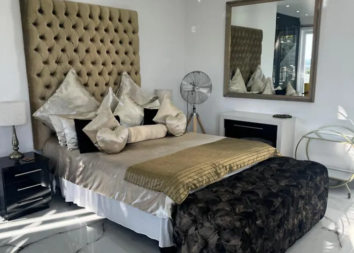 Golden Suite Apartment Summerstrand